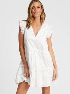 A loves a v-Neck White Ruffle Sleeve Tiered Mini Dress